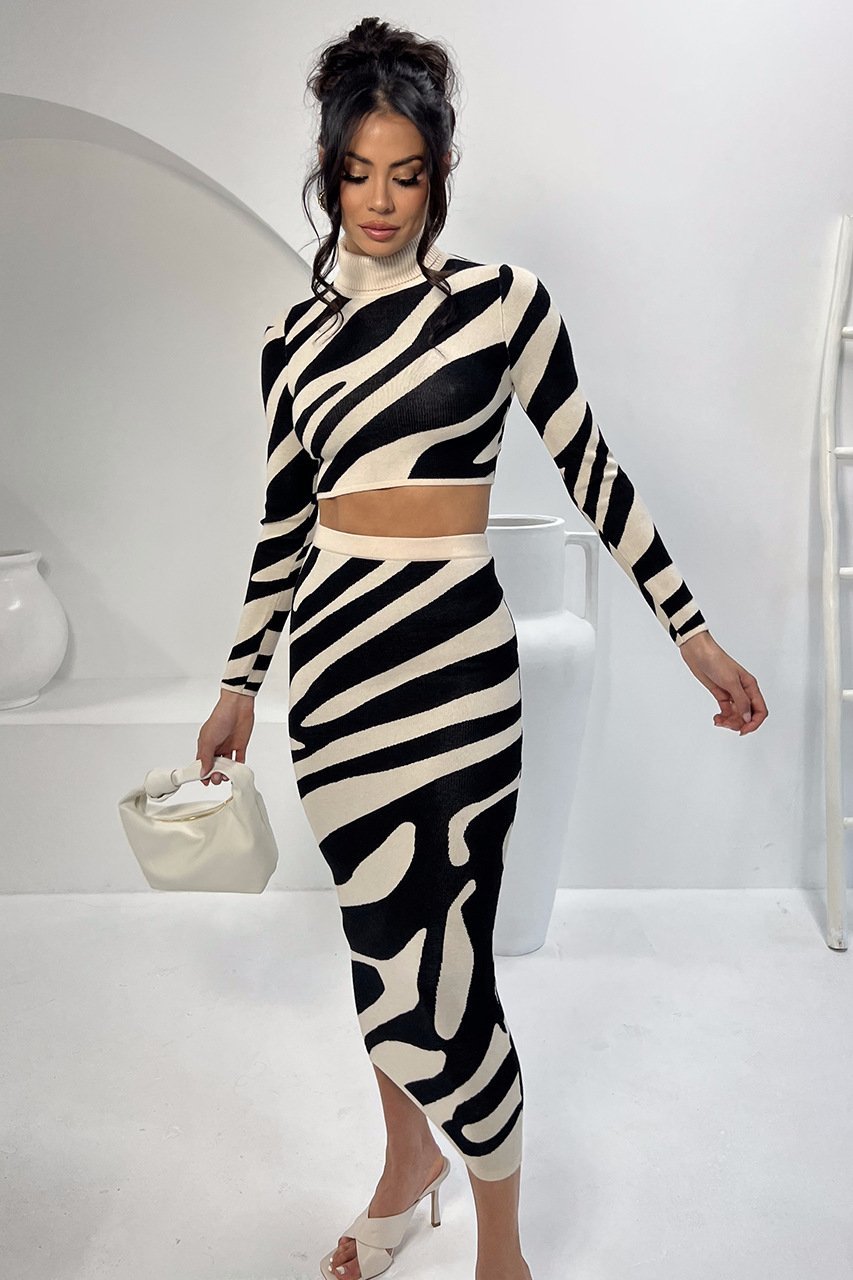 Lena Zebra Desenli Örgü Takımı