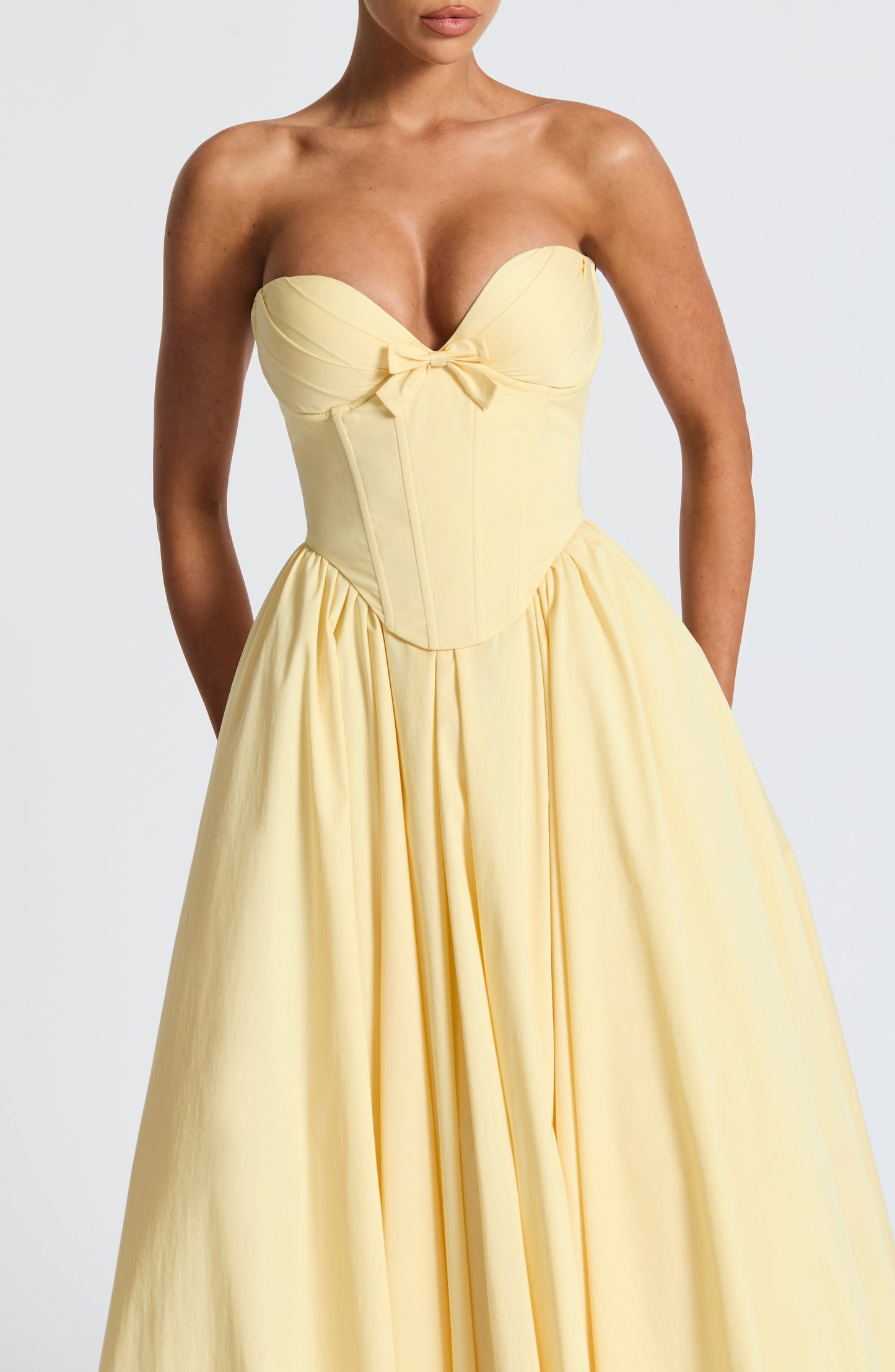 Prim Fiyonklu Midi Elbise – Limon Sarısı