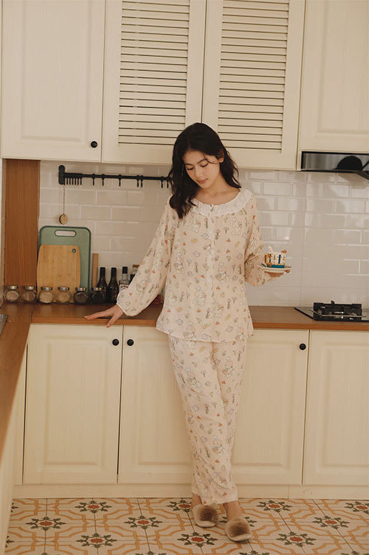 Saten Gül Nakışlı Pijama Takımı