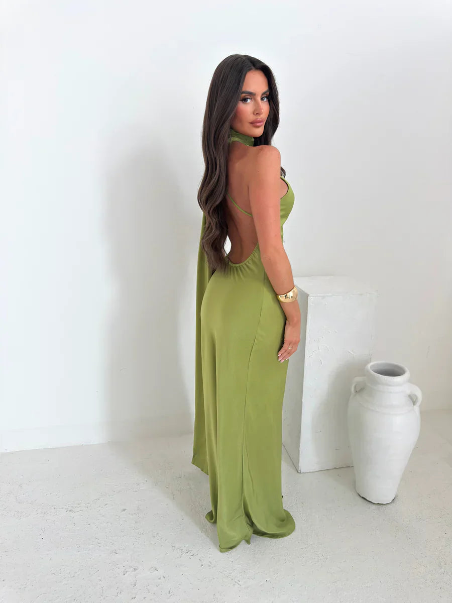 Yeşilin Ritüeli – Halter Yaka Maxi Elbise