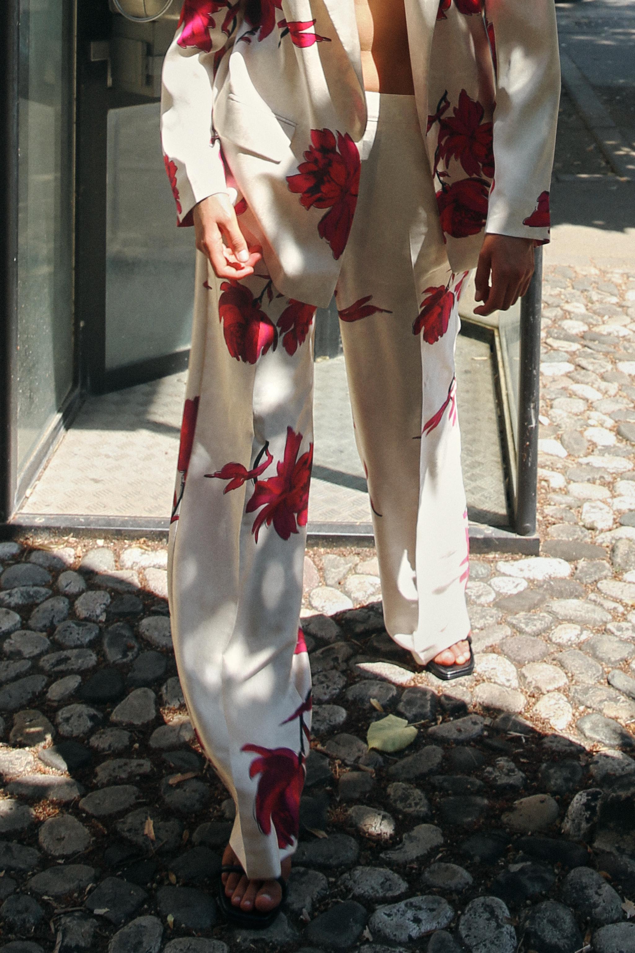 Nelly Baskılı Çiçekli Blazer Takımı