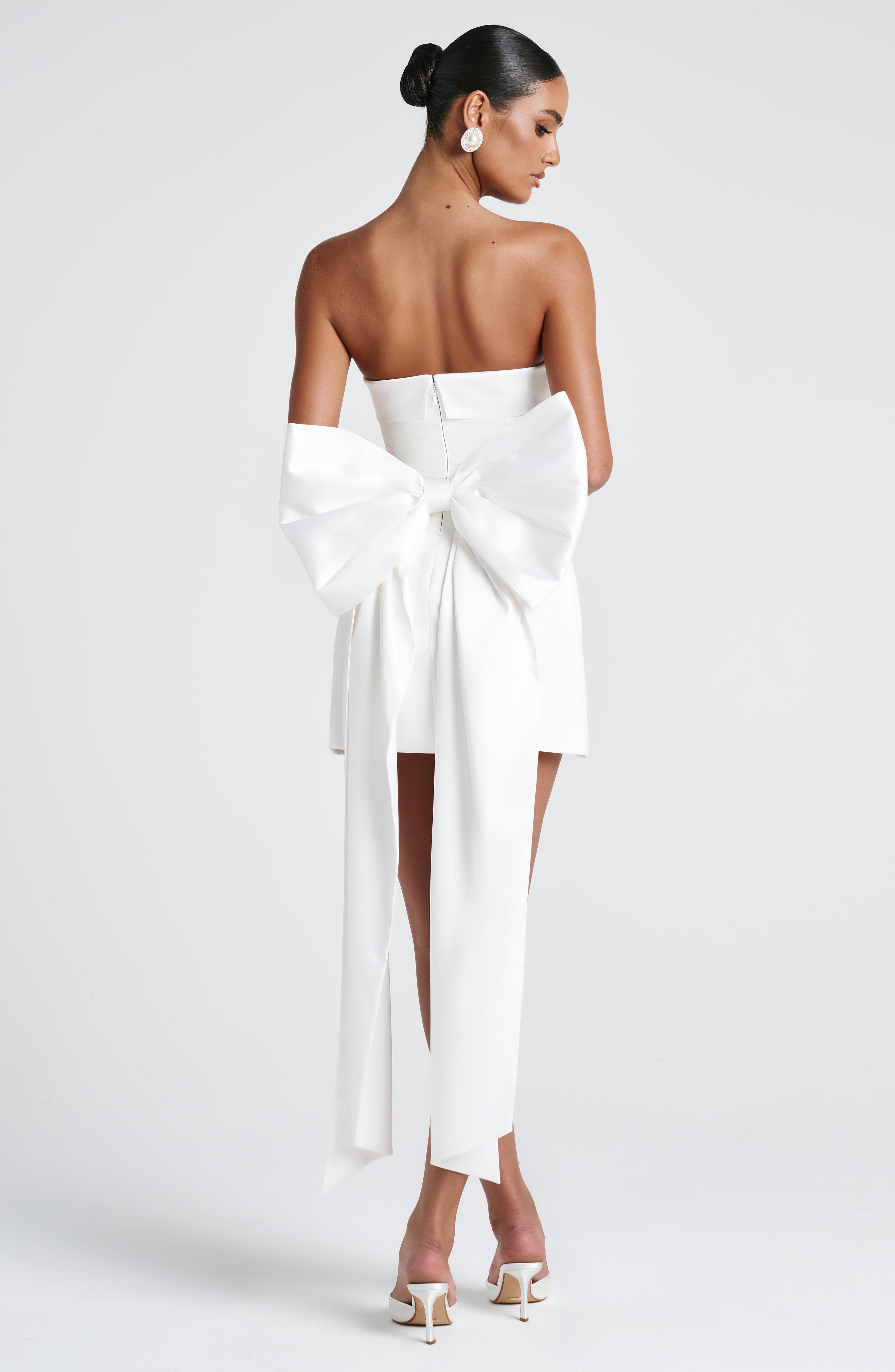 Barbara Fiyonk Detaylı Straplez Mini Elbise