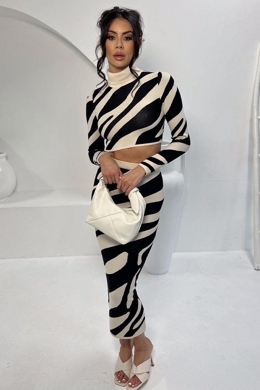 Lena Zebra Desenli Örgü Takımı